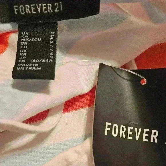 Forever 21 Juniors White Bodysuit With Red Stripe Size Small - Picture 7 of 10